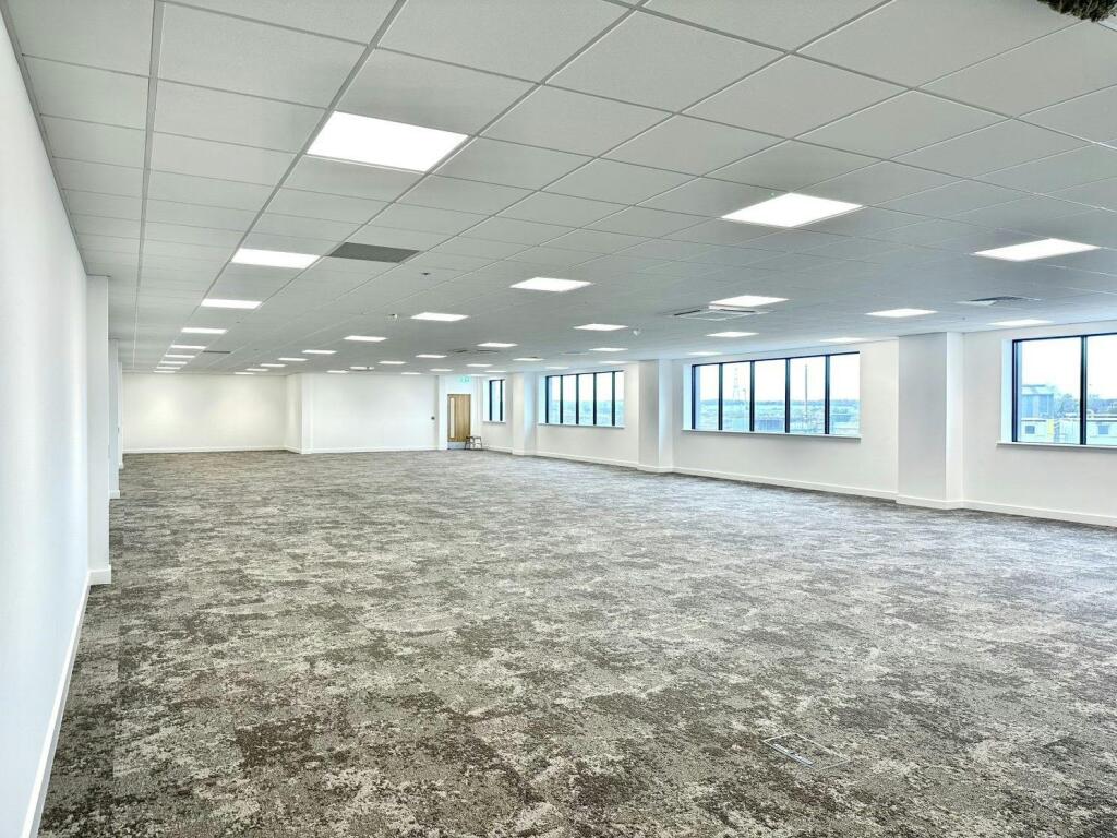 Office 1.jpg
