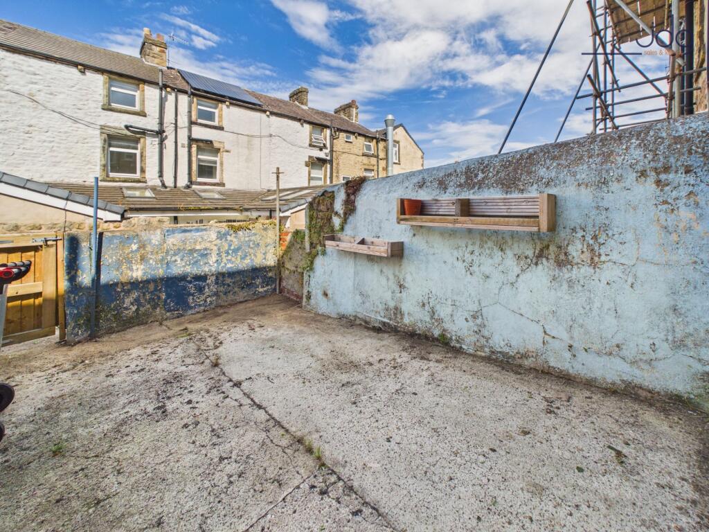 House in Lancaster - View 4