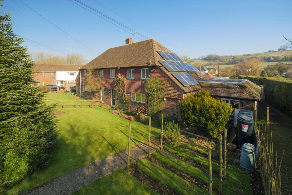Main image of property: The Orchards, Elham, CT4