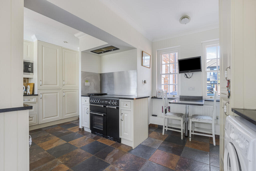 House in London - View 4
