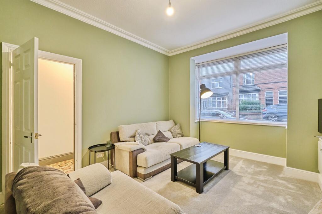 House in Birmingham, Wylde Green, Erdington - More