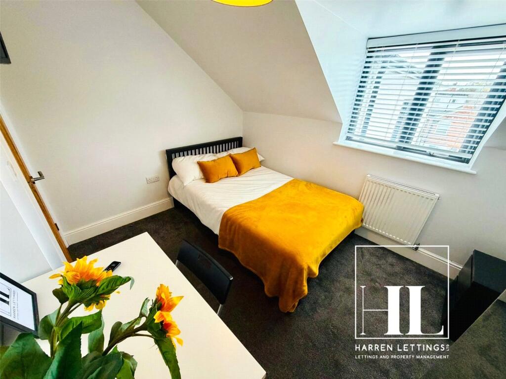 Apartment in Nottingham - View 4