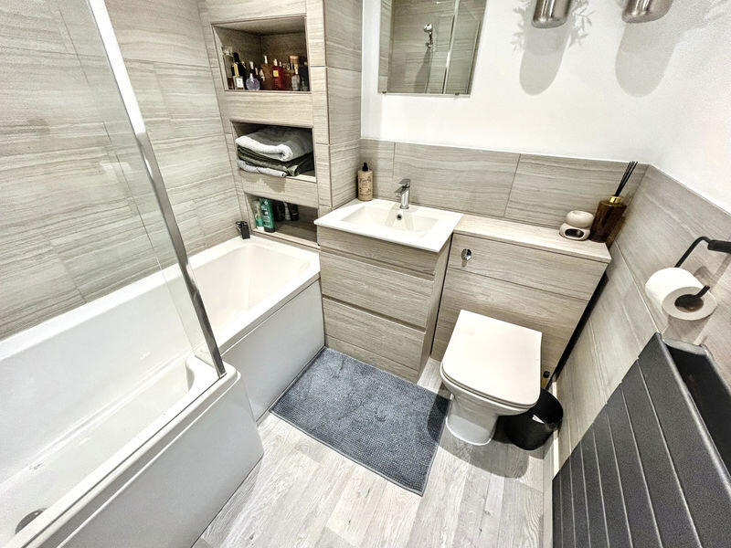 Apartment in Norwich - View 4
