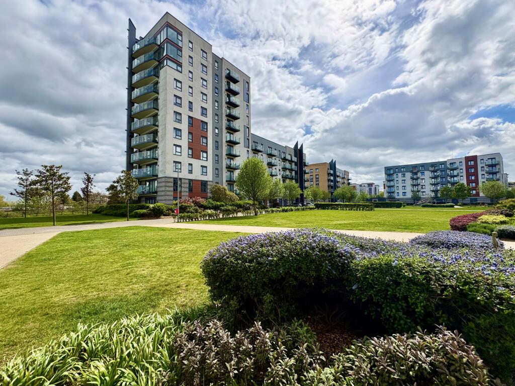 Main image of property: Marina Heights, Pearl Lane, Gillingham