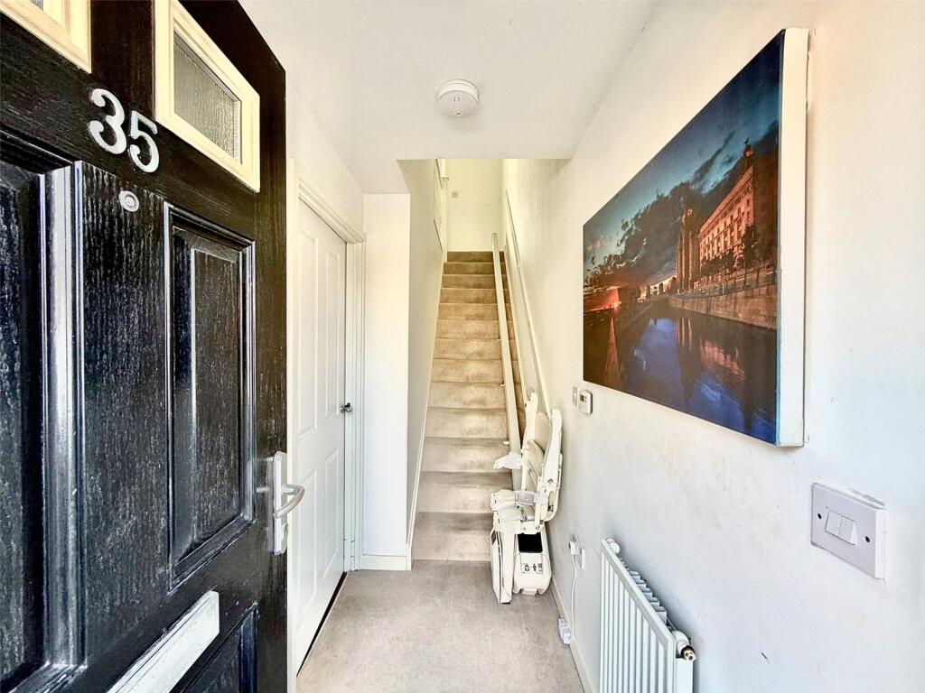 Plumer Drive, Birkenhead, Merseyside, CH41 photo 2
