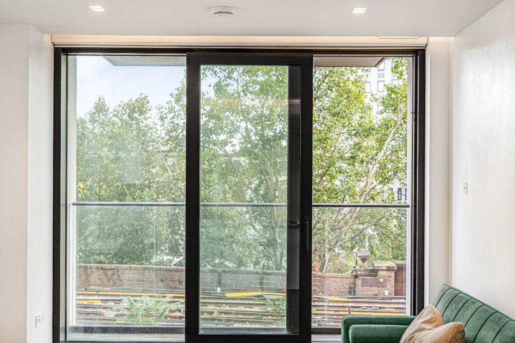 Apartment in London - View 4