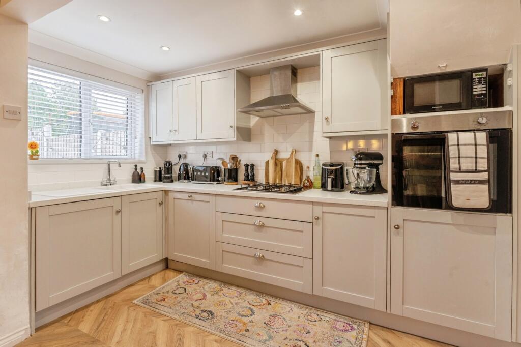 House in Southend-on-Sea, Essex - View 4
