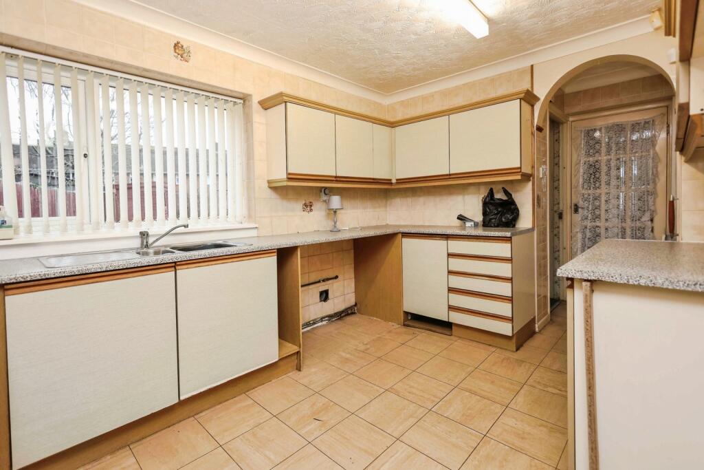 Additional image 3 of Chelmsley Grove, Birmingham, West Midlands, B33