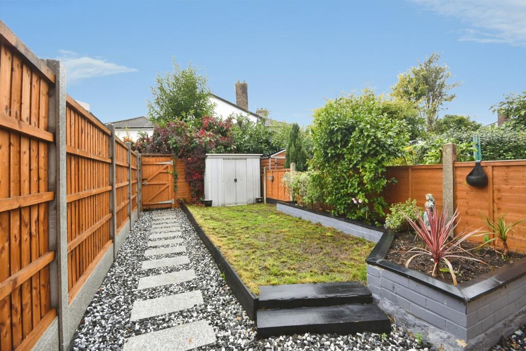 House in Brentwood, Essex - View 4
