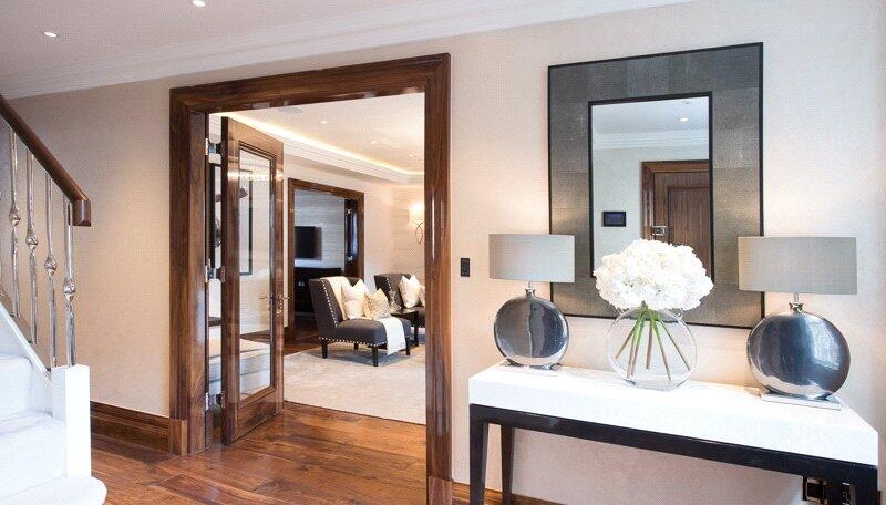 Main image of property: Flat 3, 9-10 Grosvenor Hill, London, London, W1K
