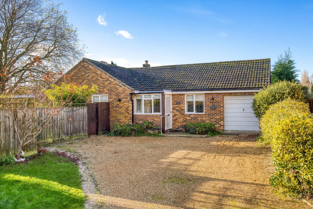 Main image of property: Glebe Road, Hemingford Grey, Huntingdon, PE28 9DS
