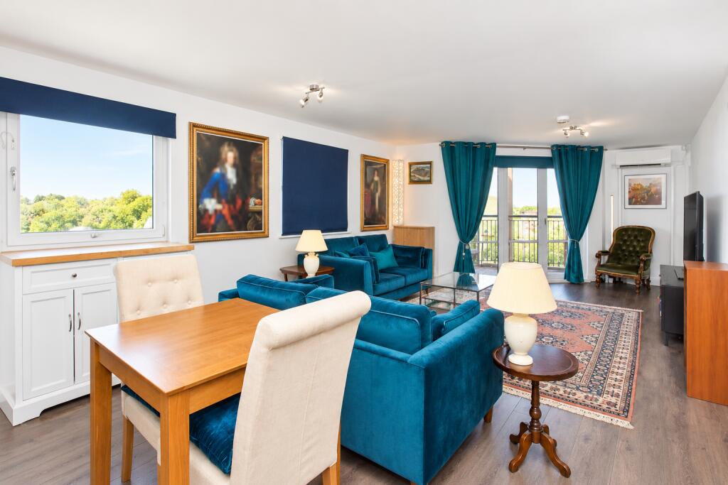 Main image of property: 136 Hawksbill Way, Peterborough, PE2 8NW