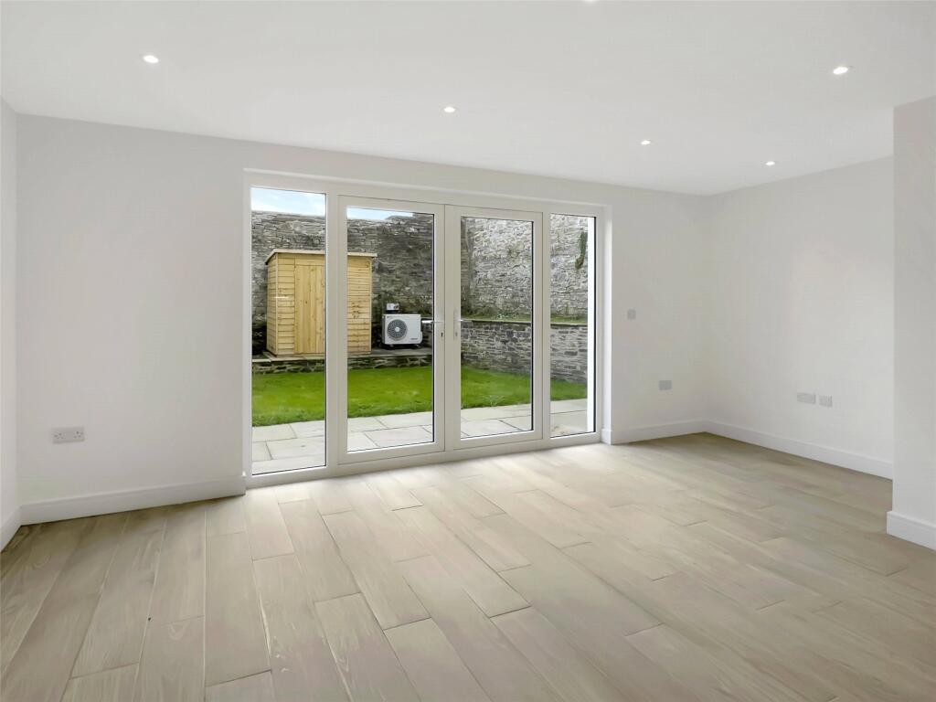 House in Bodmin, Cornwall - View 3
