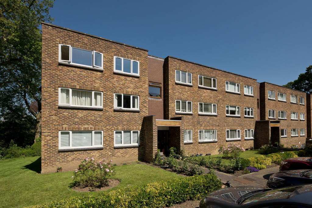 Main image of property: Farington Acres, Vale Road, Weybridge, Surrey, KT13