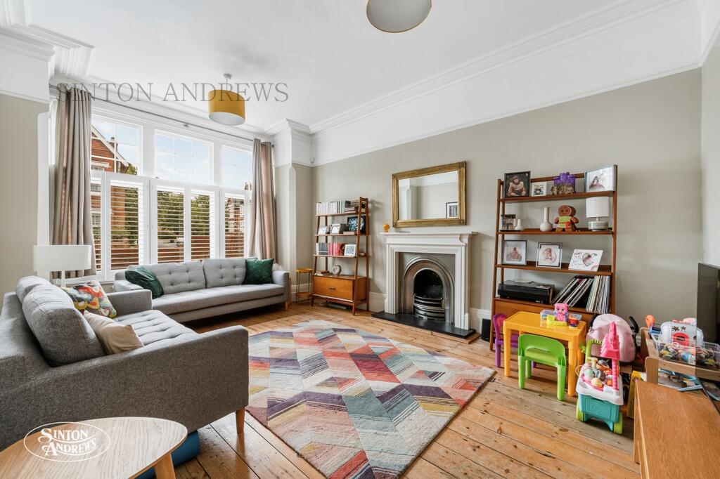 House in London, Perivale - View 2