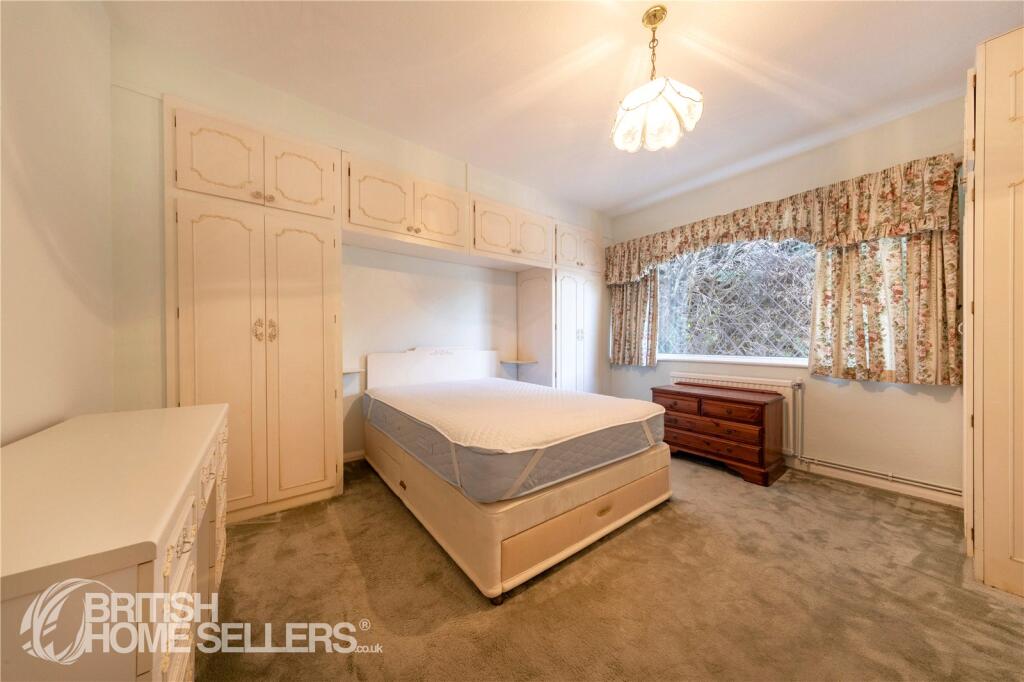 House in London, Keston Mark - More