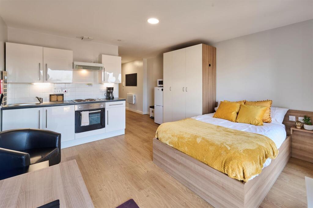 Apartment in Leicester - View 4