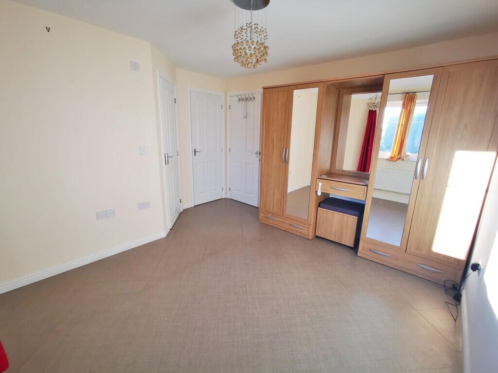 House in Portsmouth - View 4