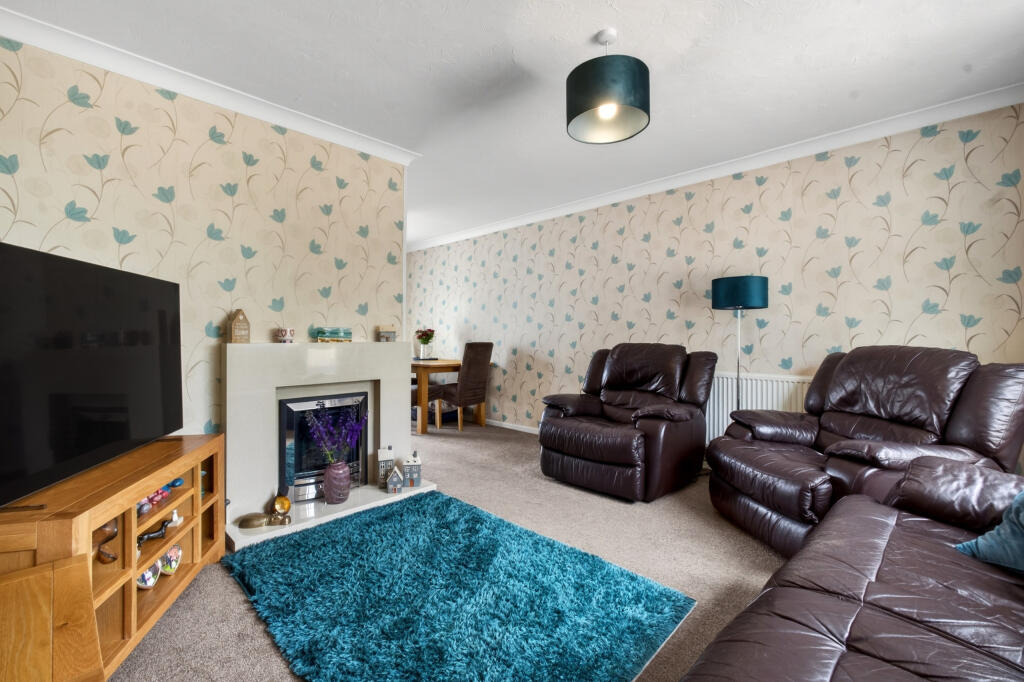 Garnstone Rise, Tupsley, Hereford, HR1 - View 2