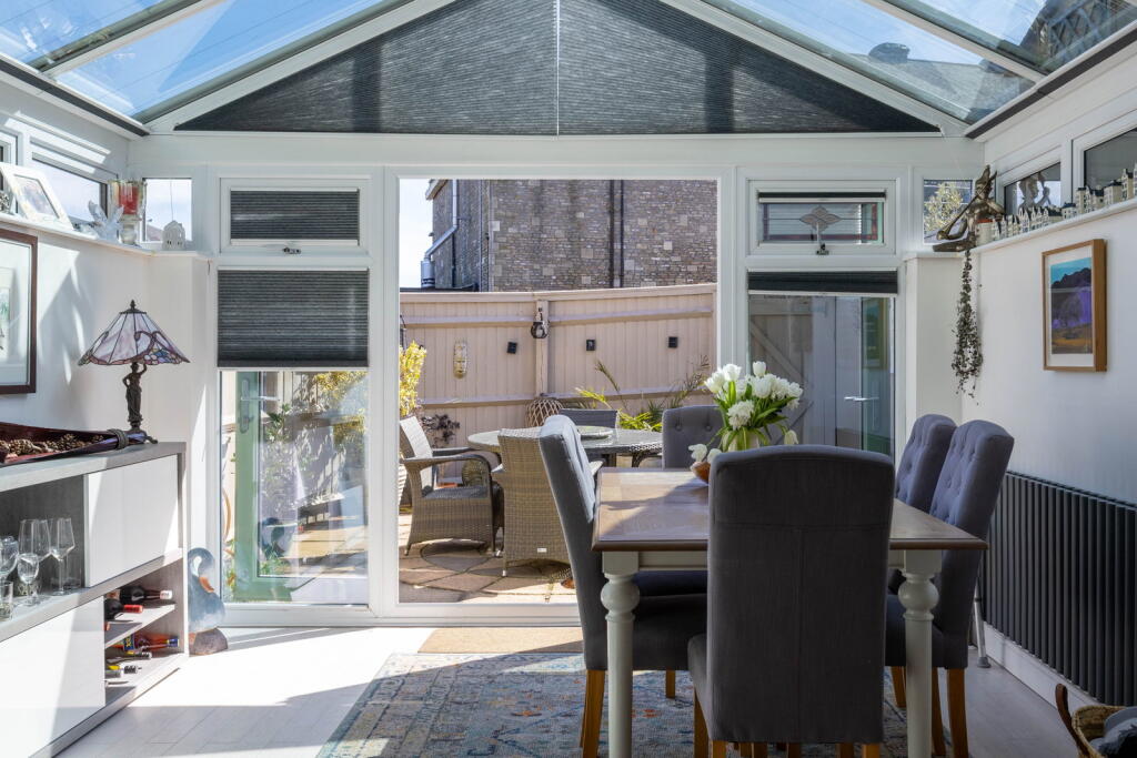 Additional image 5 of South Parade, Frome, BA11 1EJ