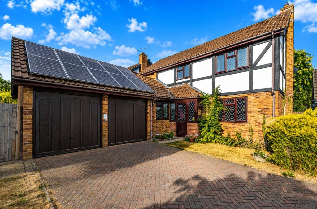 Main image of property: Thyme Close, Chineham, RG24