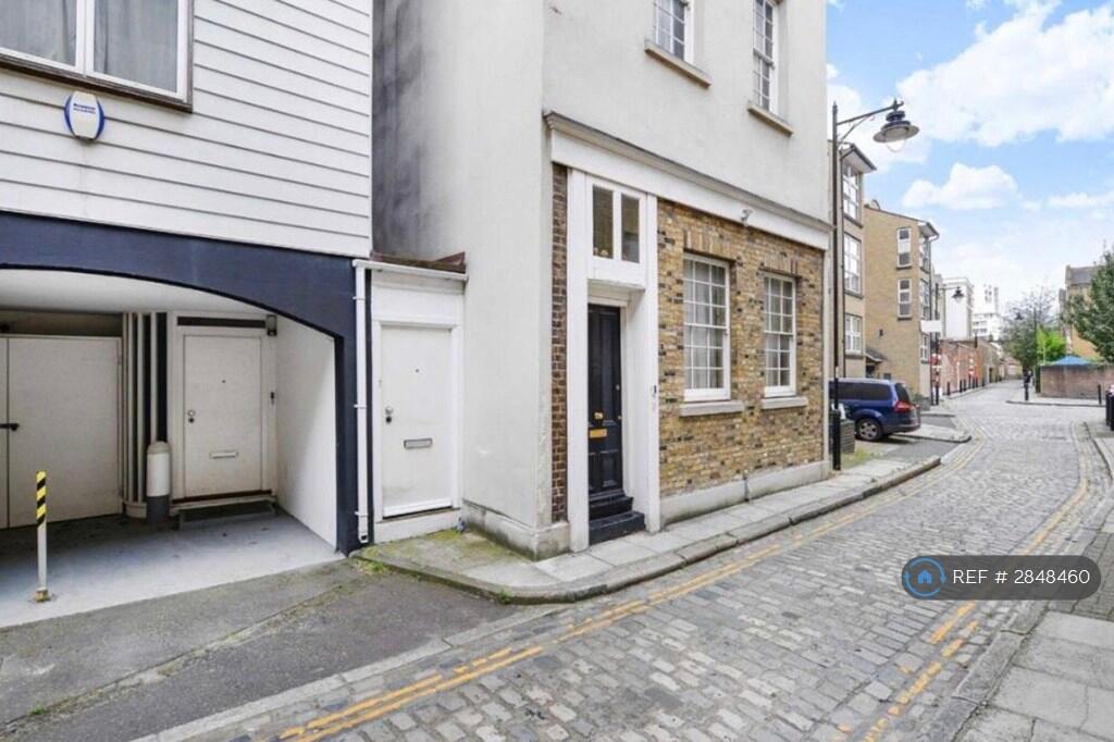 Main image of property: Cold Harbour Waterfront, London, E14