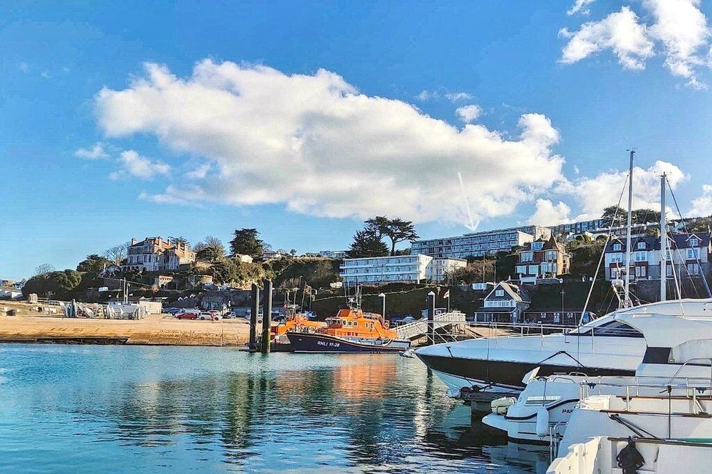 House in Brixham, Rea Hill - View 2