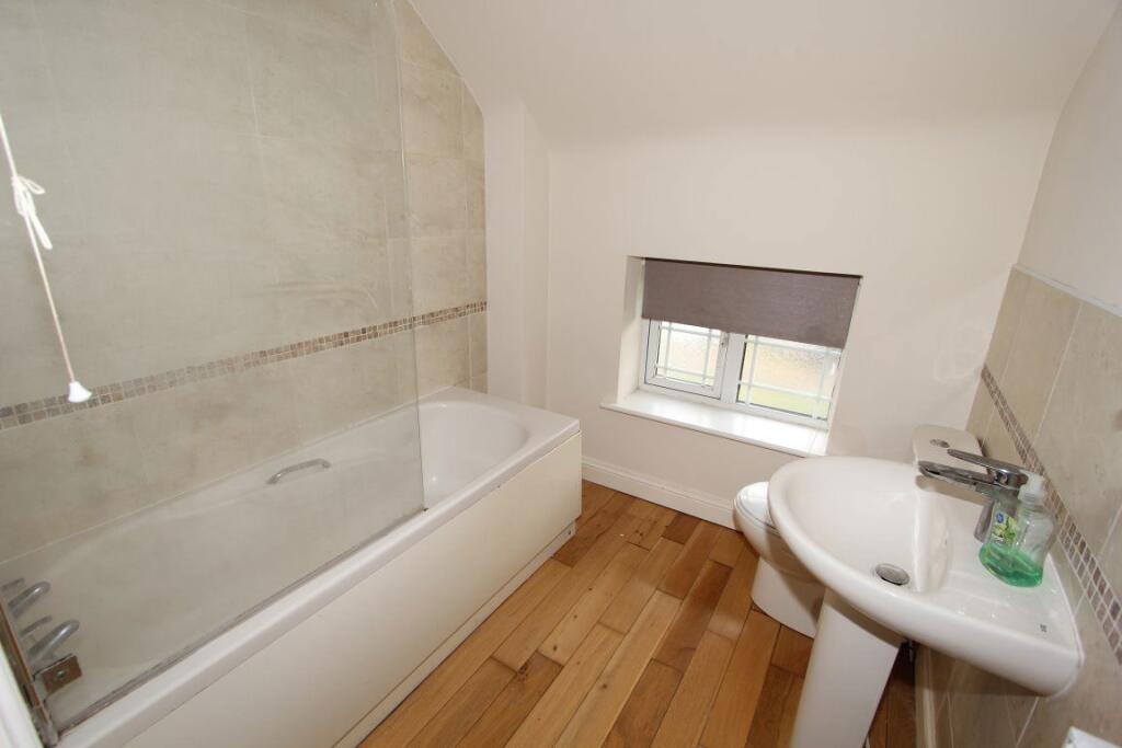 House in Stoke-on-Trent - View 4