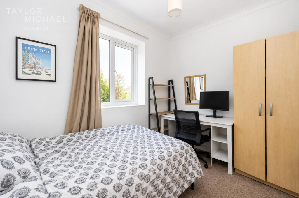 6 bedroom terraced house for rent