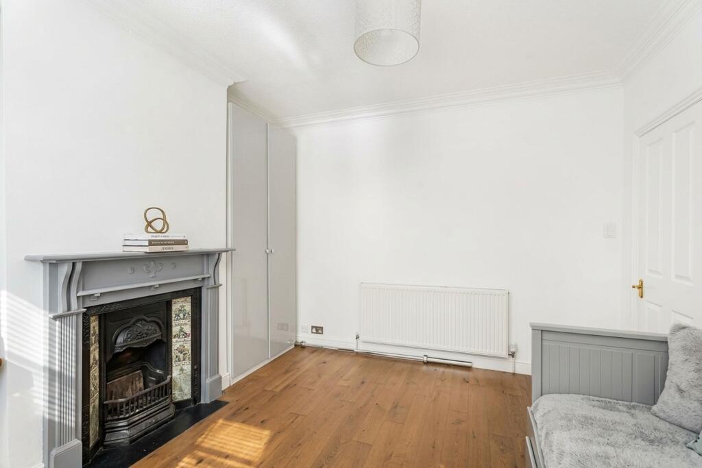 House in London - More