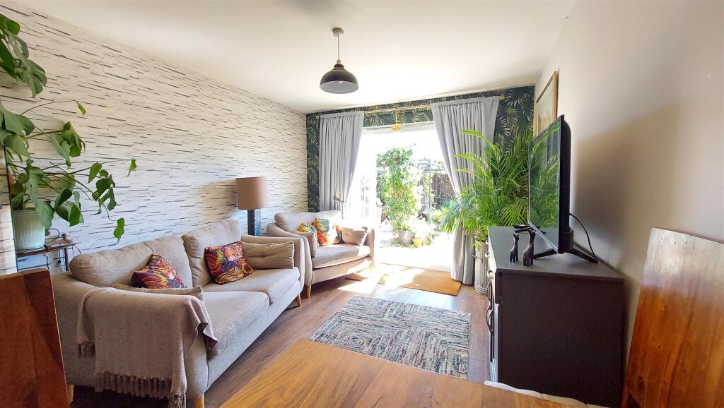 House in Peterborough - View 5
