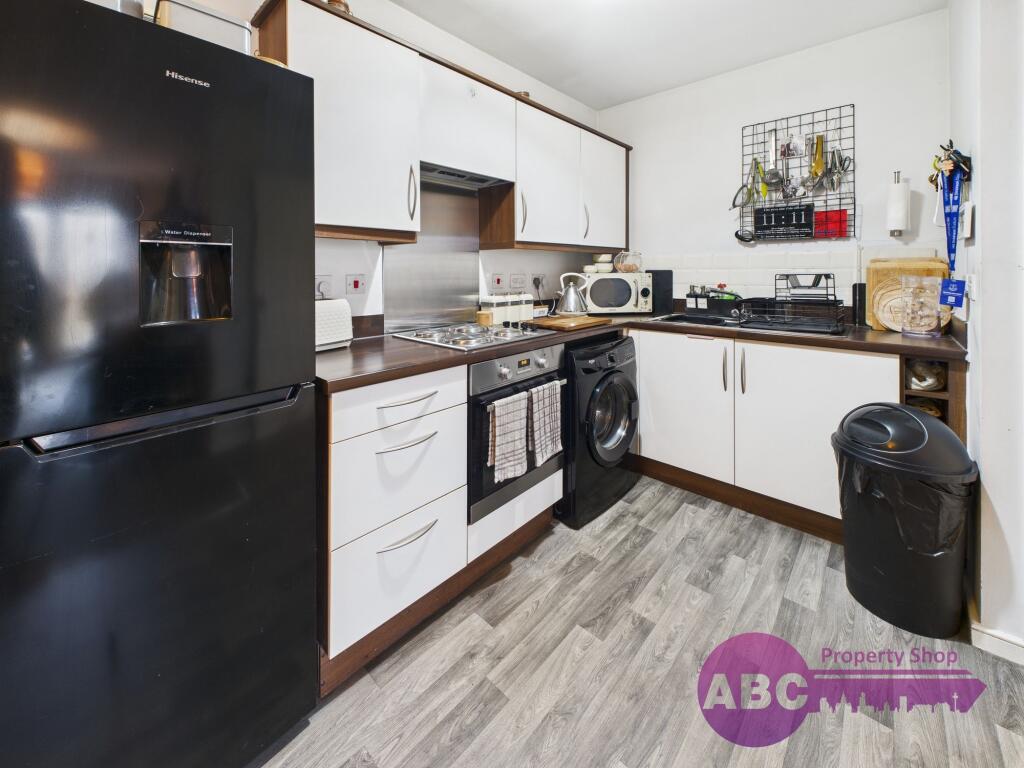 Apartment in Ellesmere Port - More