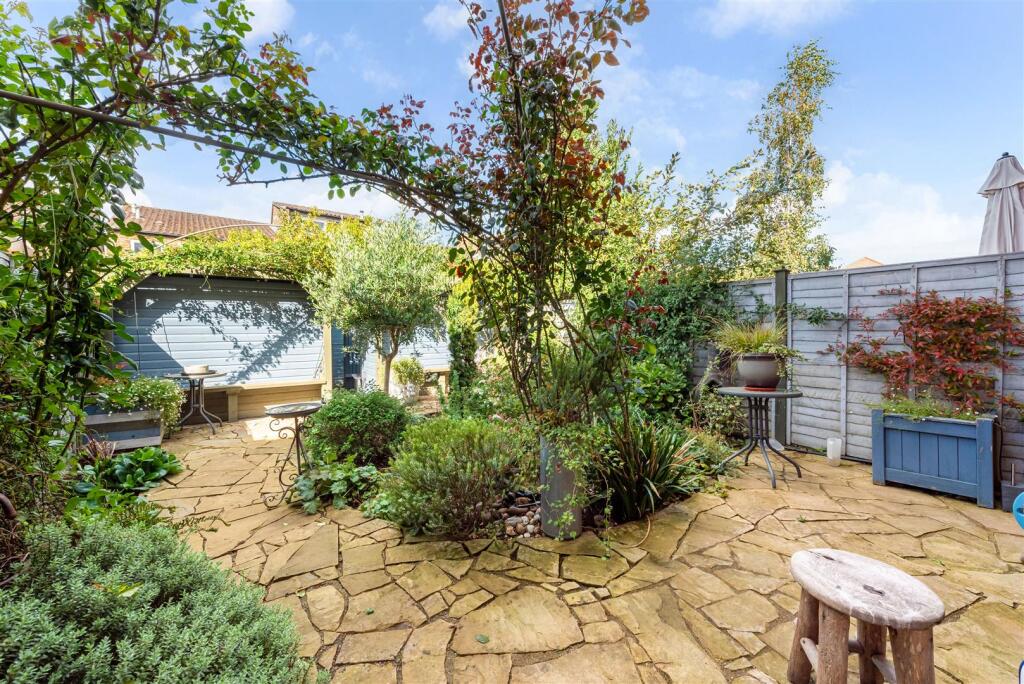 House in Portsmouth - View 2