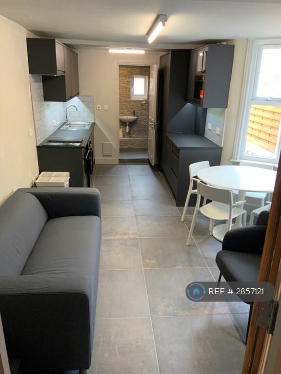 Main image of property: Kincaid Road, London, SE15