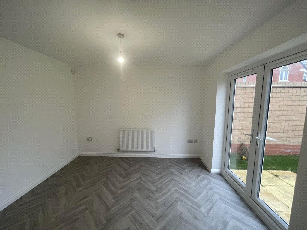 Cottonwood Road, Stanton Hill, Sutton-in-Ashfield, Nottinghamshire, NG17 photo 5