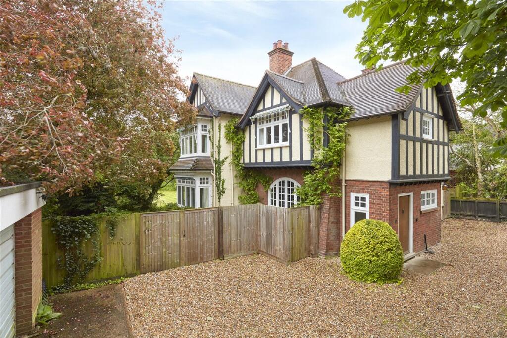 4-bed detached on Hills Road, Cambridge, CB2, £1,750,000
