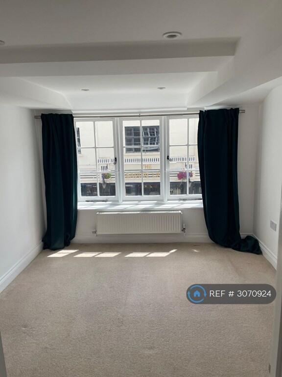 Apartment in Rochester - View 2