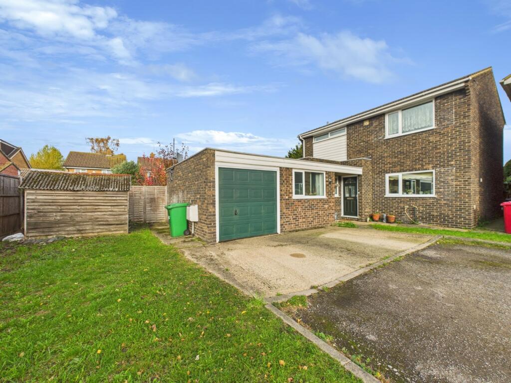 Main image of property: Sherborne Close, Colnbrook, Berkshire, SL3