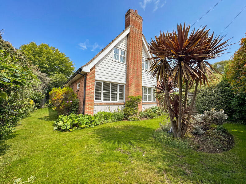 Main image of property: Richards Close, Locks Heath