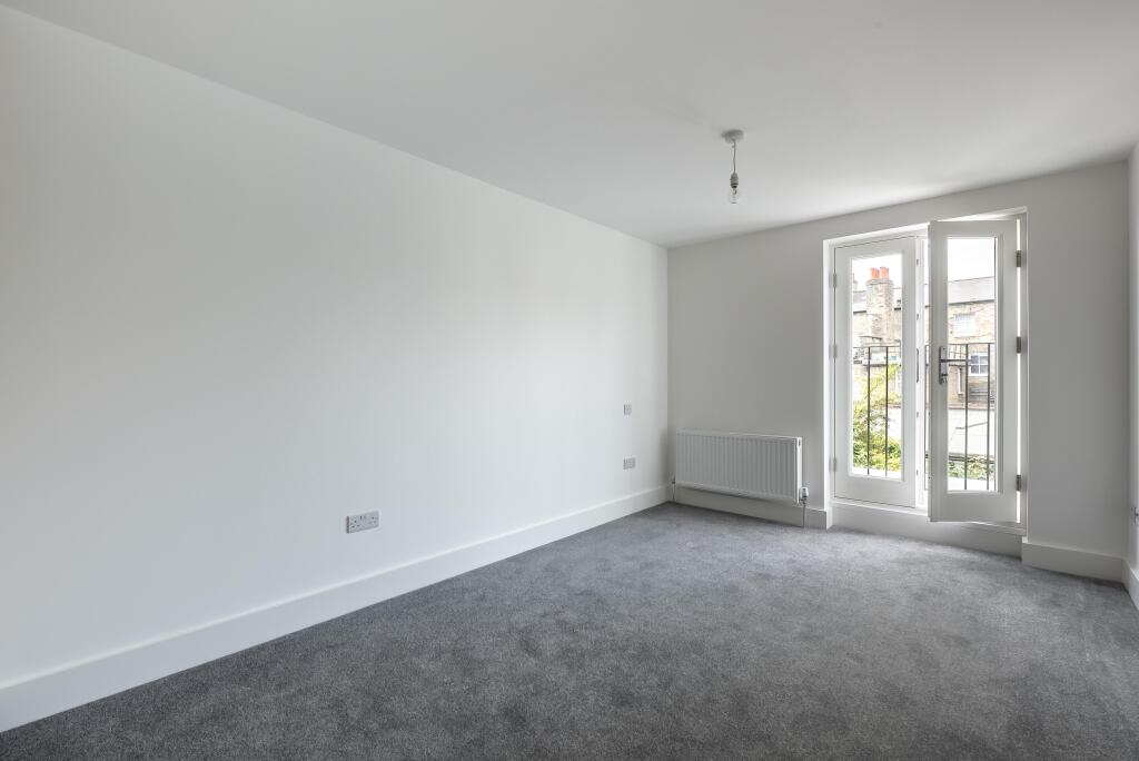 Apartment in London, Elephant and Castle - More