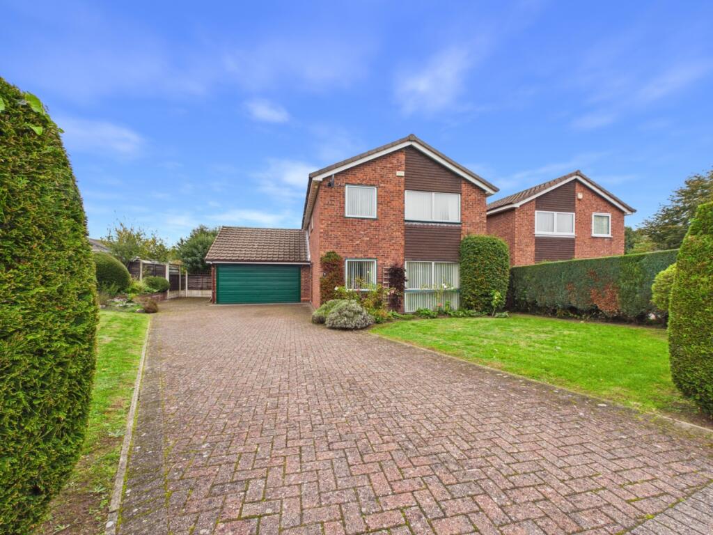 Main image of property: Fishers Lock, Newport