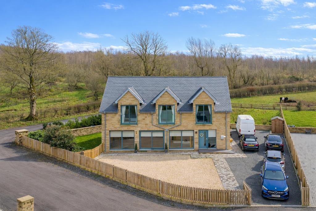 Main image of property: Millcroft Road, Cumbernauld, North Lanarkshire, G67 4AG