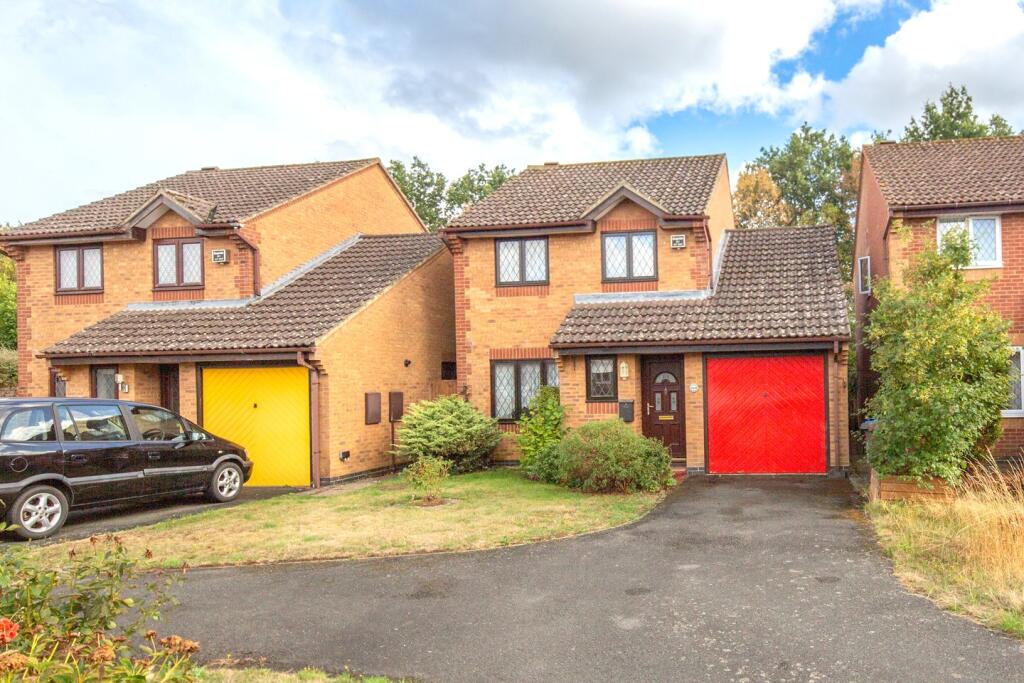 Main image of property: Ravencroft, Bicester, Oxfordshire