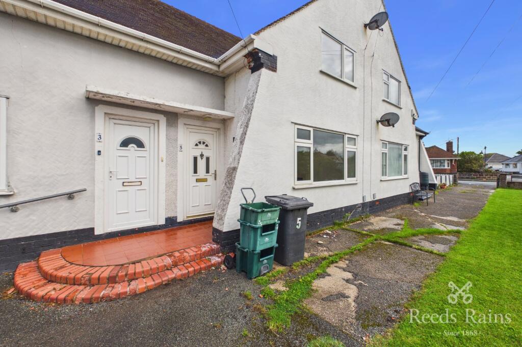 House in Llandudno - View 2