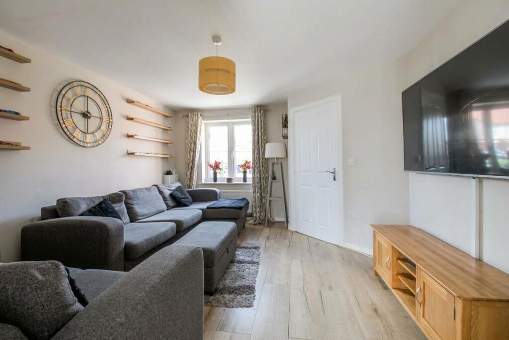 House in Salisbury - View 3