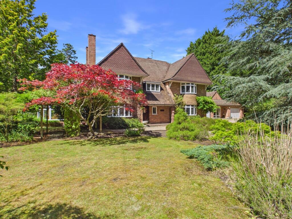5-bed detached on Horncastle Road, Woodhall Spa, £675,000