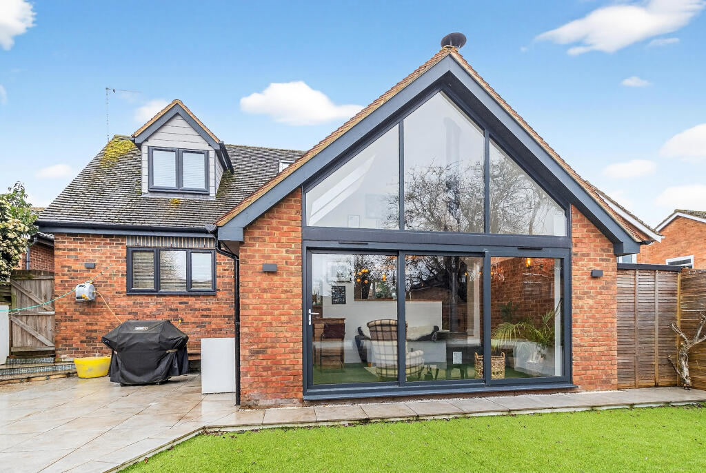Main image of property: Egmont Avenue, Stony Stratford, Milton Keynes, MK11