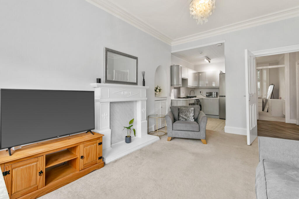 Apartment in Glasgow - View 2