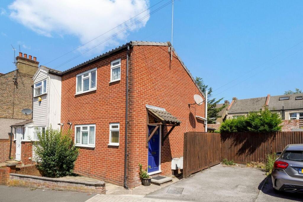 Main image of property: Fernbank Avenue, Wembley, HA0