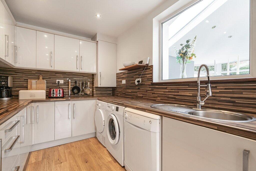 House in Macclesfield, Cheshire East - More